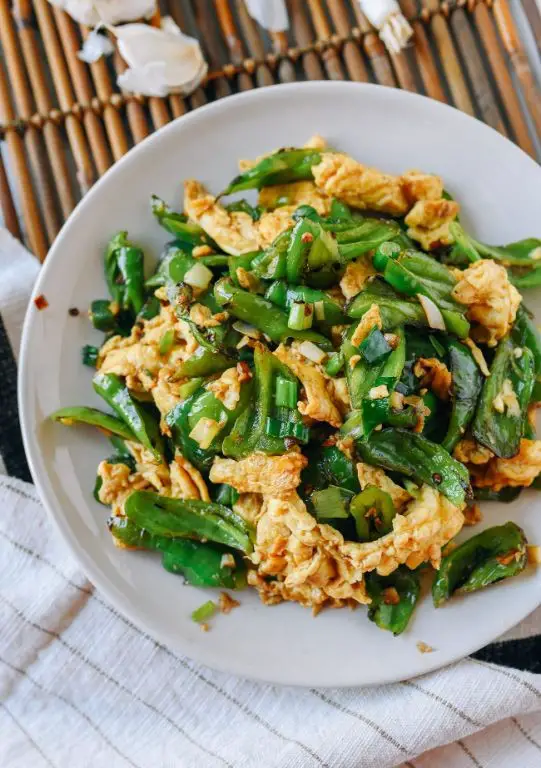 Low Calorie Egg and Veggie Stir-Fry