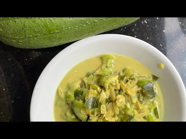 Luffa and Coconut Milk Curry
