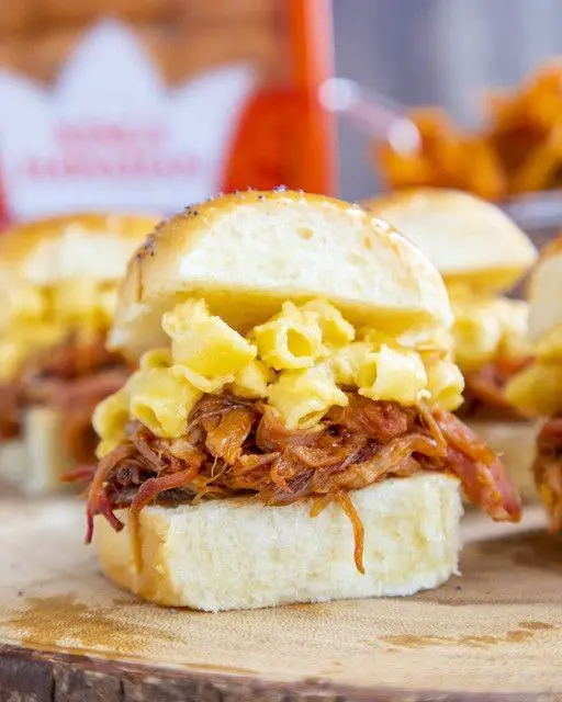 Mac and Cheese Hawaiian Roll Sliders