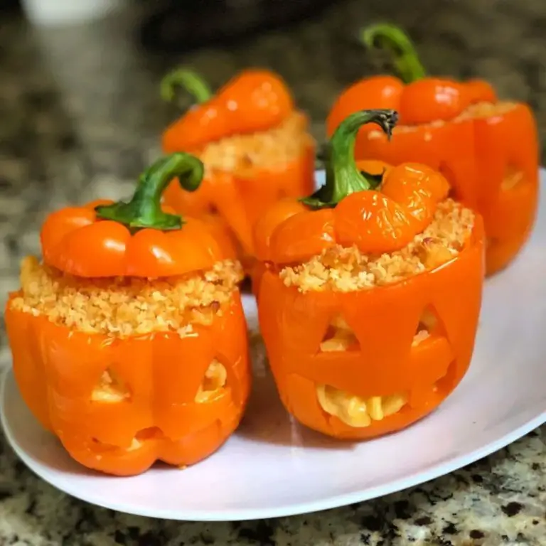 Mac and Cheese Stuffed Peppers