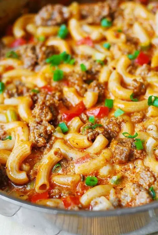 Mac and Cheese with Sausage and Peppers