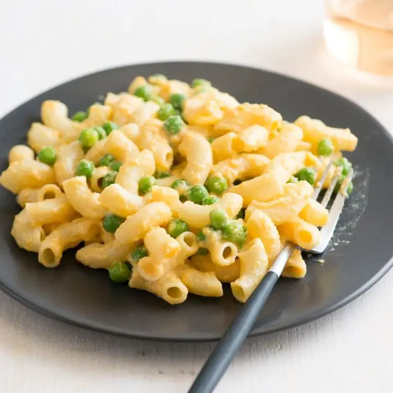 Macaroni and Cheese with Peas