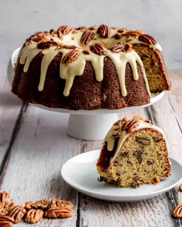 Maple Pecan Holiday Bundt Cake