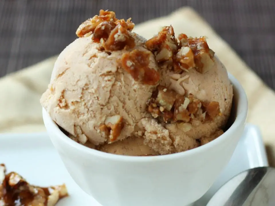 Maple Walnut Soft Serve