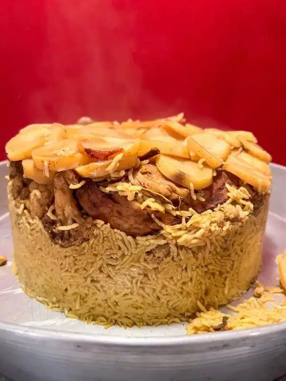 Maqluba with Chicken and Cauliflower