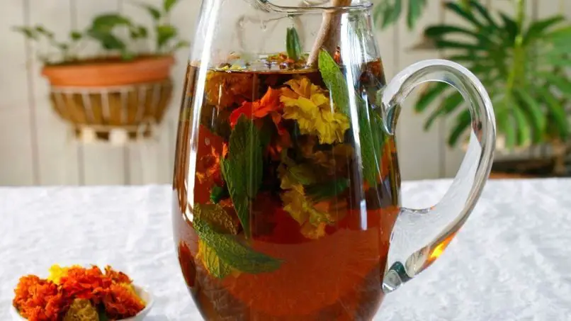 Marigold Flower Tea with Mint