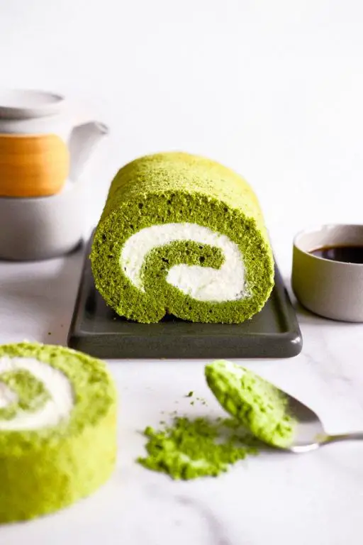 Matcha Green Tea Cake Roll with White Chocolate Filling