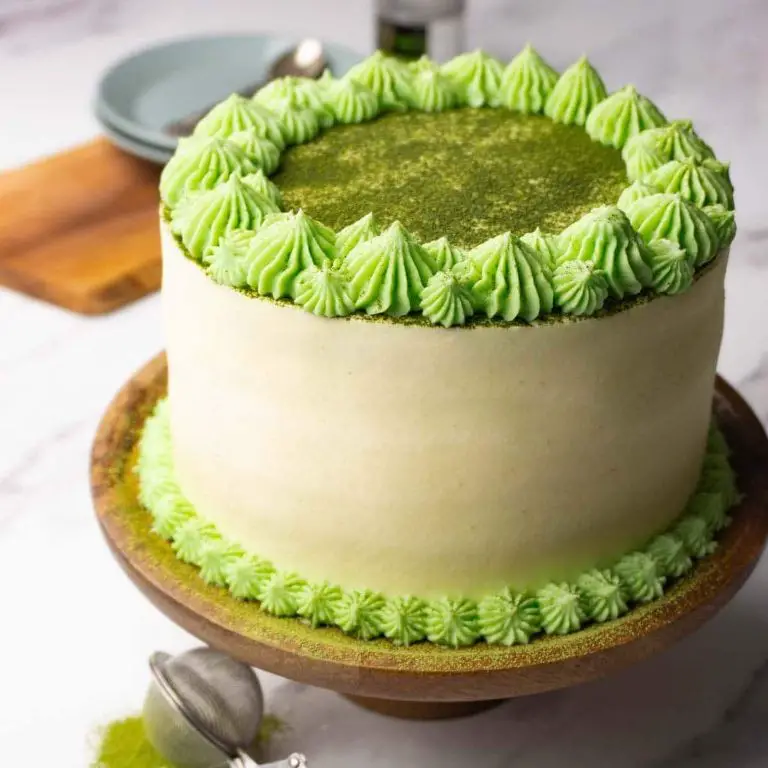 Matcha Green Tea Sugarpaste Cake
