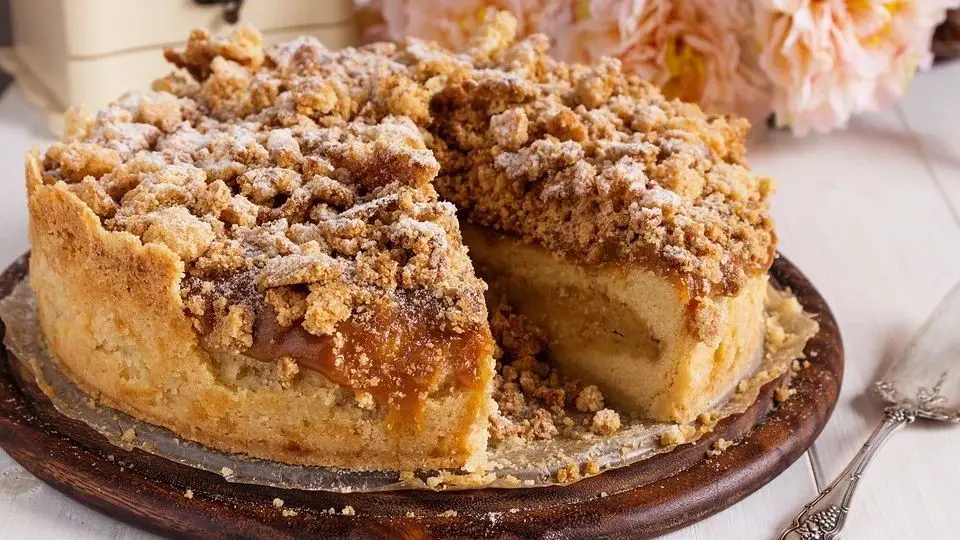 Mayonnaise Coffee Crumb Cake