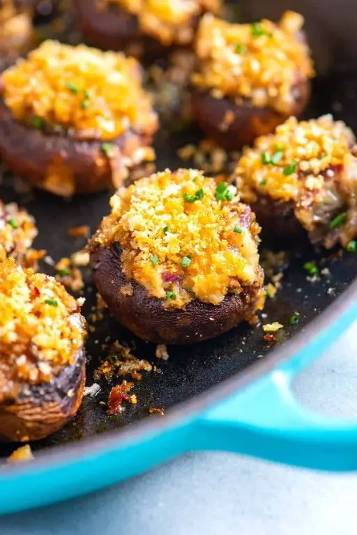 Mealworm and Cheese Stuffed Mushrooms