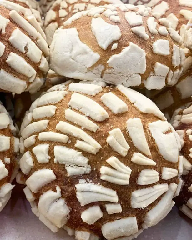 Mexican Cinnamon Roll Bread