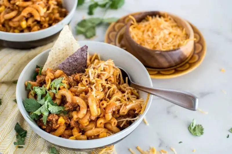 Mexican-Inspired Chili Mac with Jalapeños