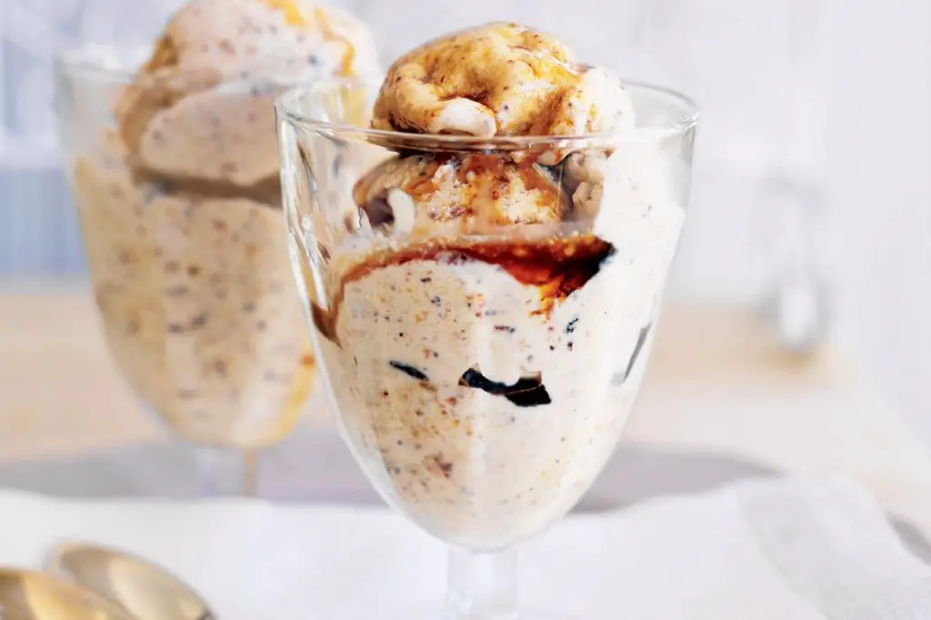 Mincemeat and Vanilla Ice Cream Parfait