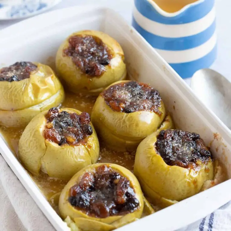 Mincemeat-Stuffed Apples with Cinnamon Glaze