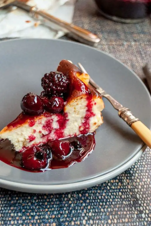 Mini Basque Cheesecake with Berry Compote
