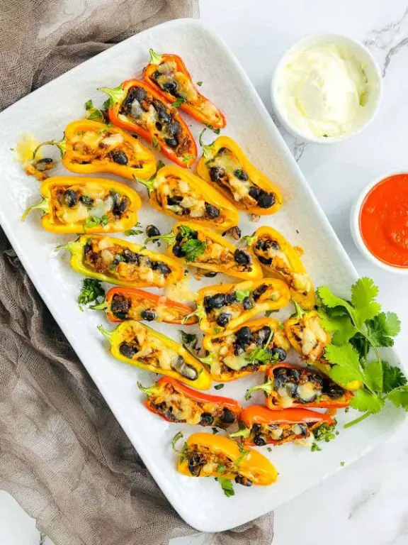 Mini Pepper Tacos with Shredded Chicken