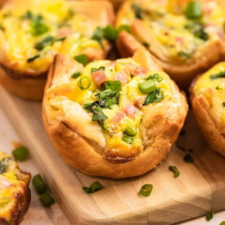 Mini Quiche Lorraine in Puff Pastry Shells