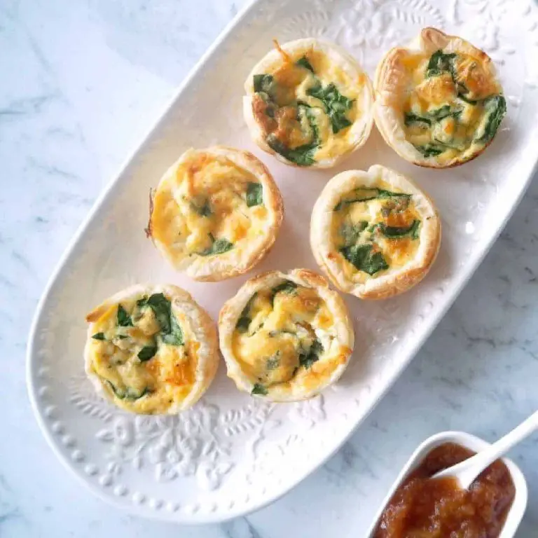 Mini Quiches with Spinach and Feta