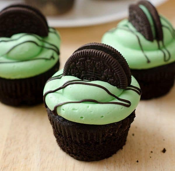 Mint Oreo Cupcakes with Chocolate Ganache