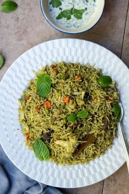 Mint and Coriander Vegetable Pulav