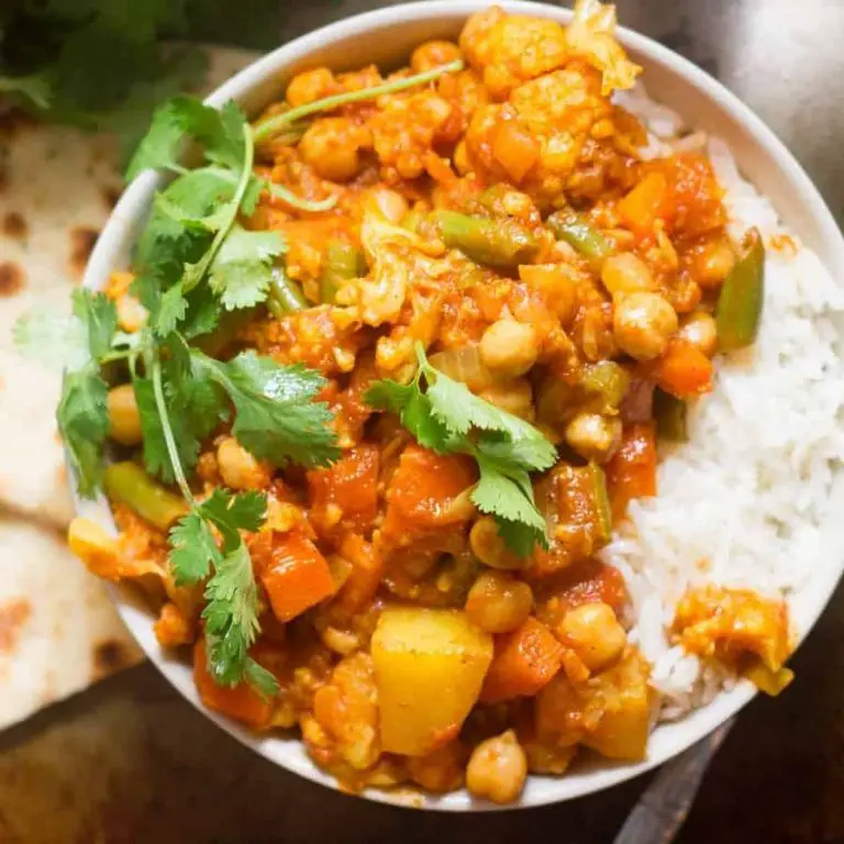 Mixed Vegetables and Chickpea Curry