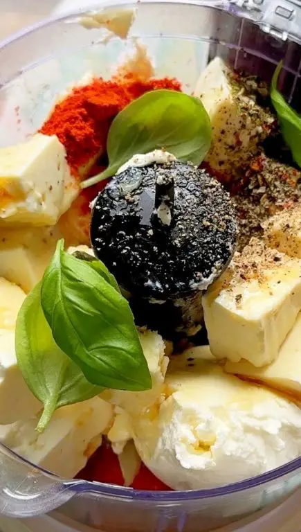 Mozzarella Pearls and Roasted Red Pepper Dip