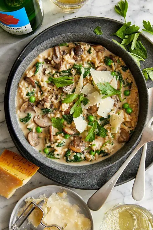 Mushroom and Thyme Instant Pot Risotto