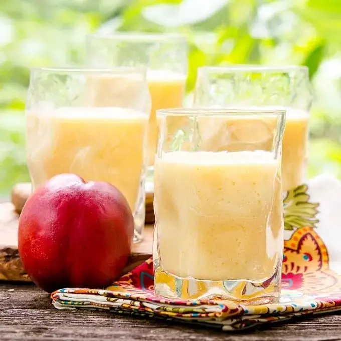 Nectarine Smoothie with Greek Yogurt