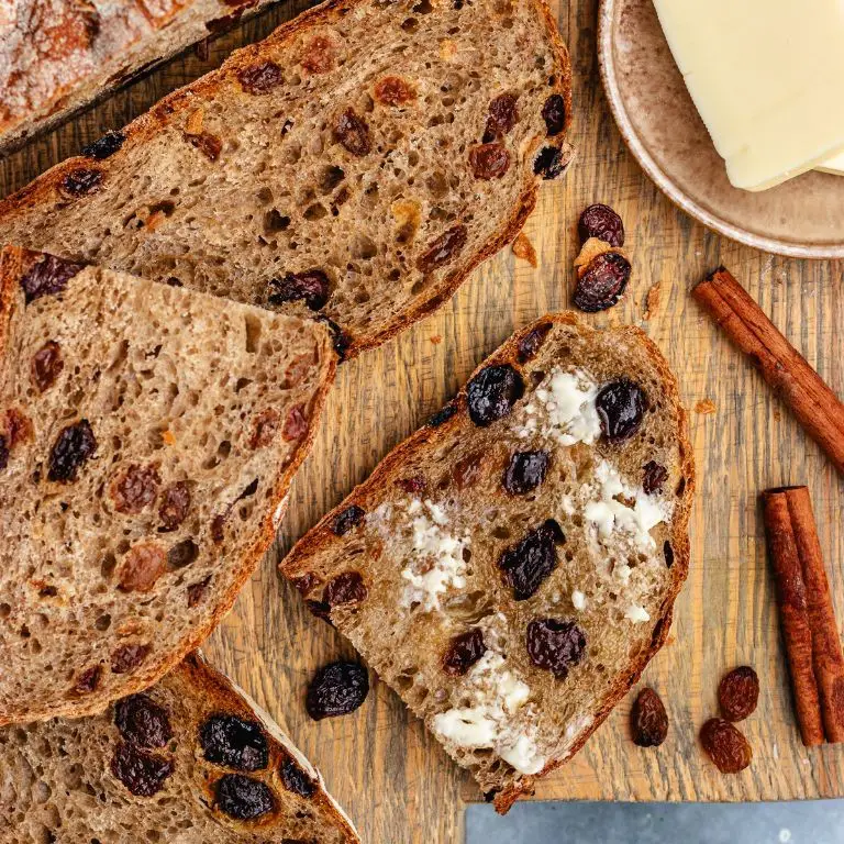 No Knead Cinnamon Raisin Bread