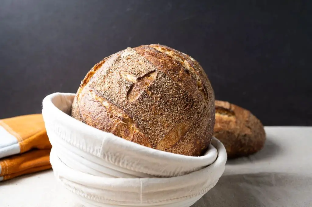 No Knead Sourdough Bread