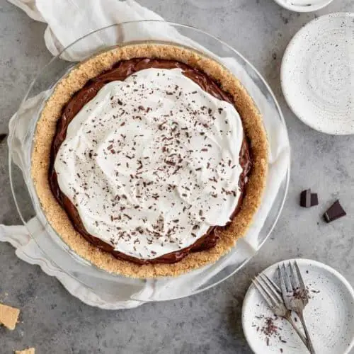 No-Bake Chocolate Graham Cracker Pie