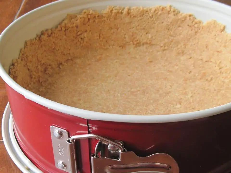 No-Bake Graham Cracker Pie Crust