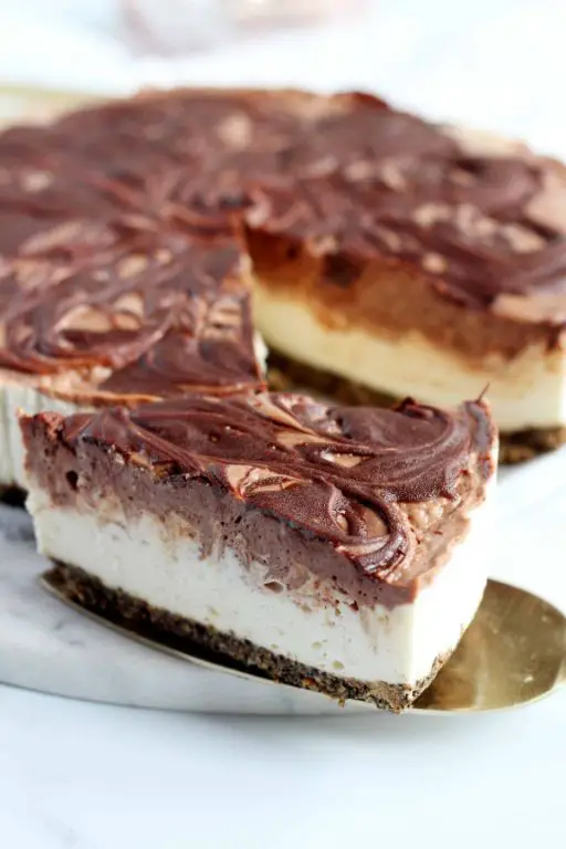 Nutella Swirl Cheesecake