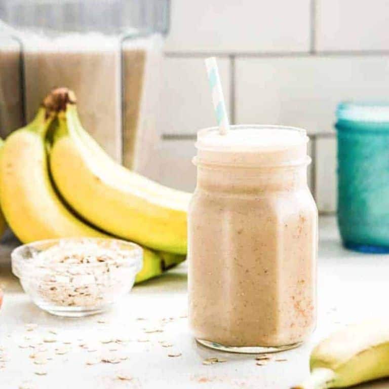 Oatmeal Banana Fiber Boost Smoothie