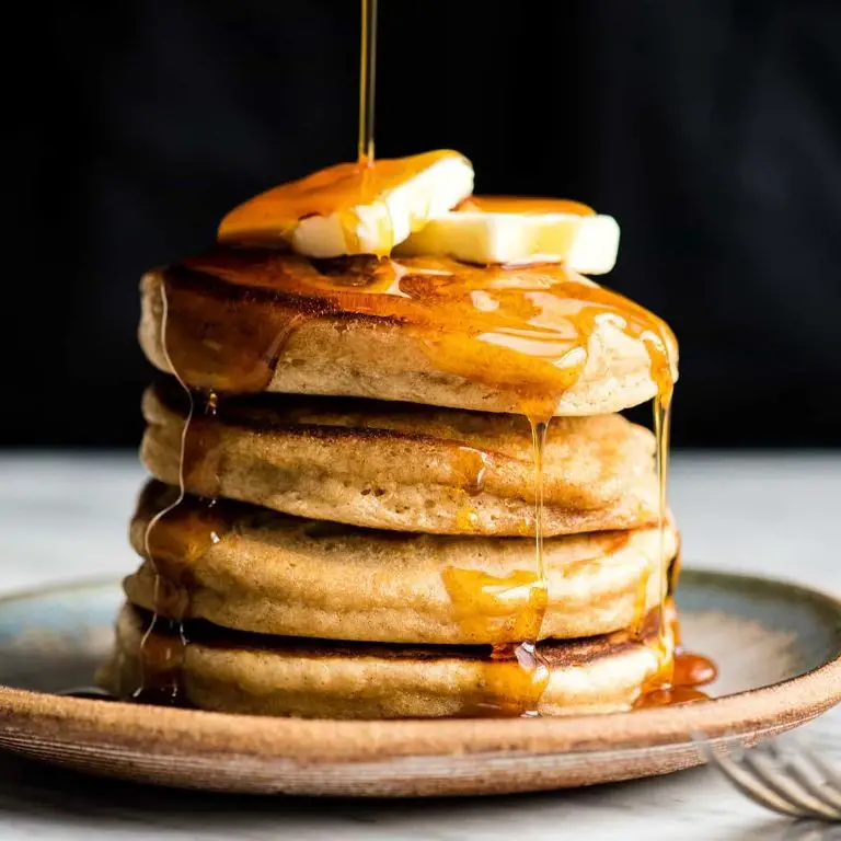 Oatmeal and Greek Yogurt Pancakes
