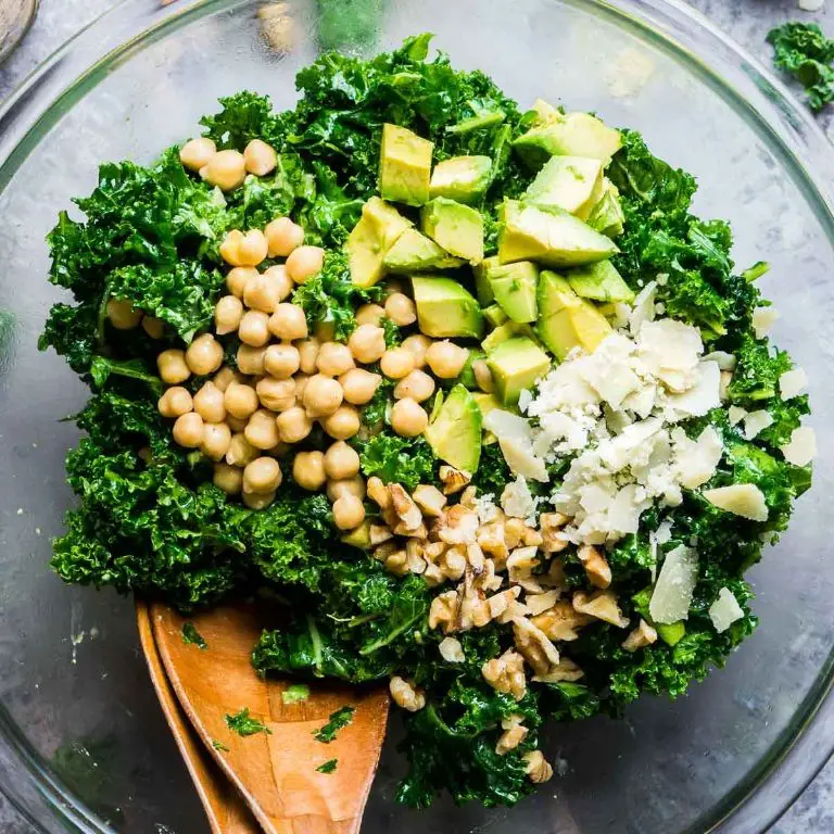 Okara and Kale Salad with Lemon Dressing