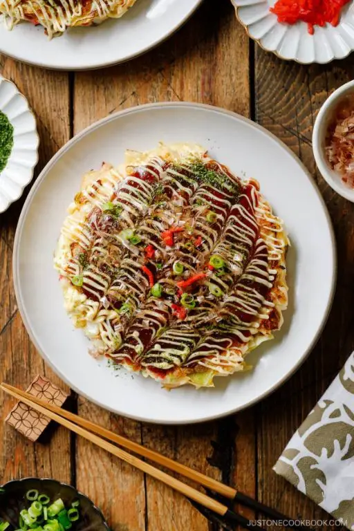 Okonomiyaki with Kewpie Mayo Topping