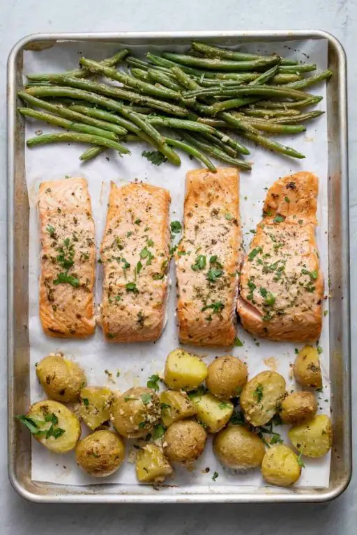 One-Pan Garlic Parmesan Salmon