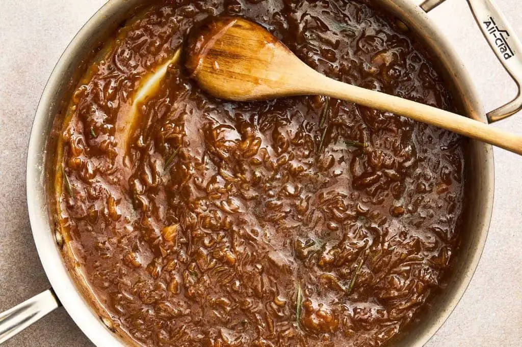 Onion Gravy with Caramelized Shallots