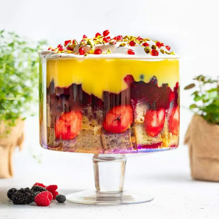 Orange Jello and Berry Compote Trifle