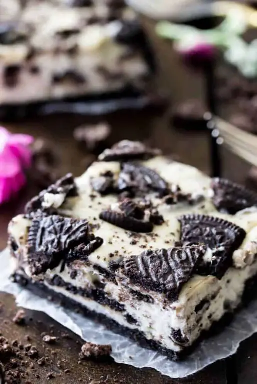 Oreo Cheesecake Bars