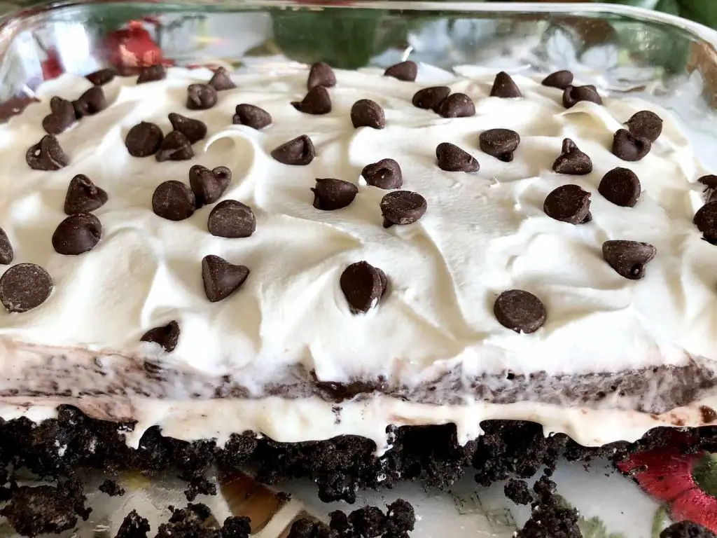 Oreo Cookie Dessert Lasagna
