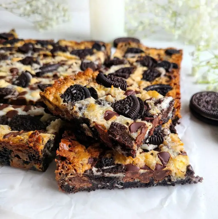 Oreo Crunch Magic Bars