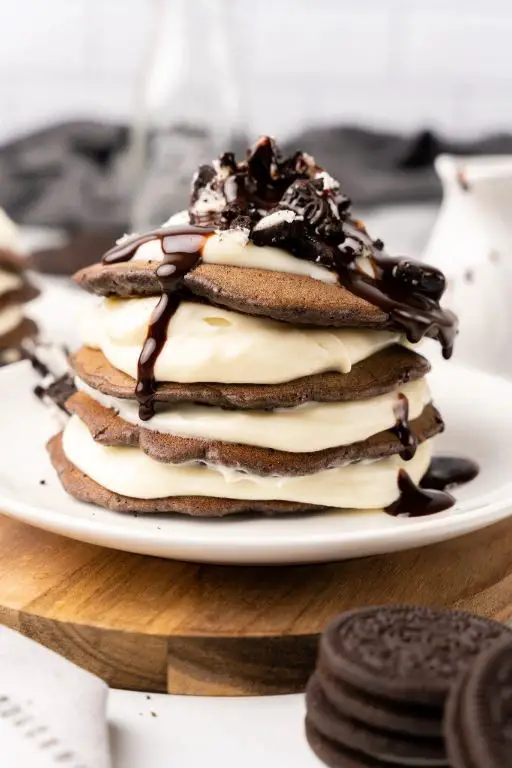 Oreo Stuffed Pancakes