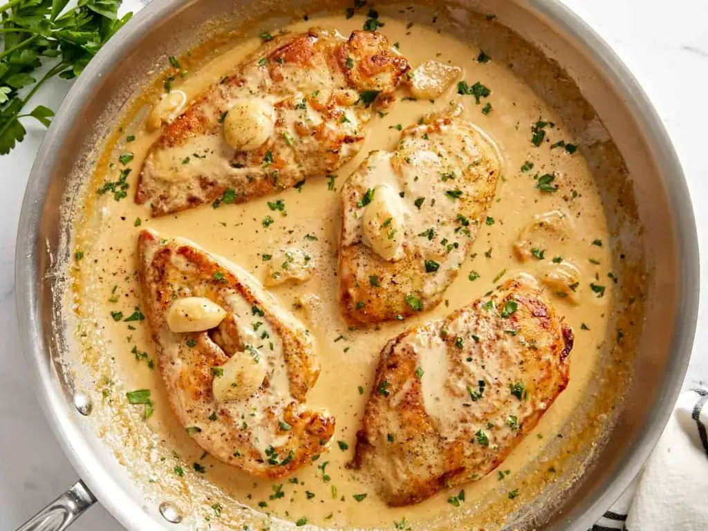 Pan-Seared Chicken with Garlic Cream Sauce