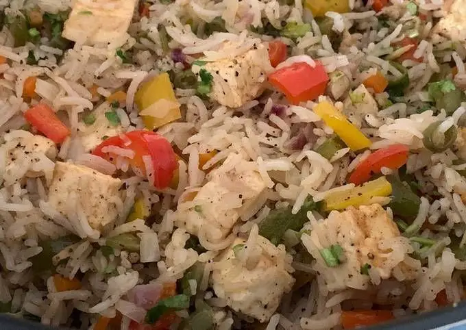 Paneer Fried Rice with Bell Peppers