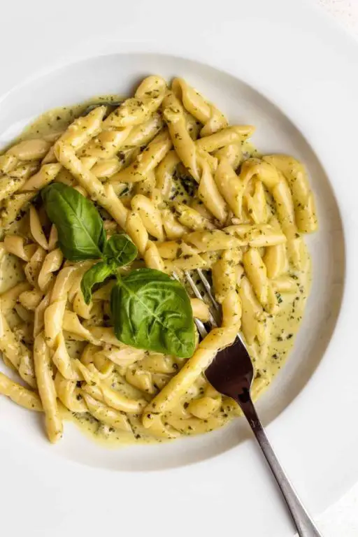 Parmesan Pasta with Basil Pesto