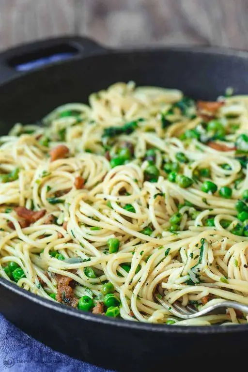 Parmesan Pasta with Peas and Pancetta