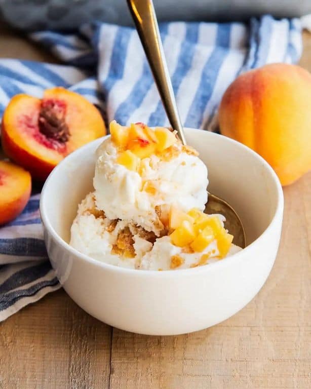 Peach Cobbler Ice Cream