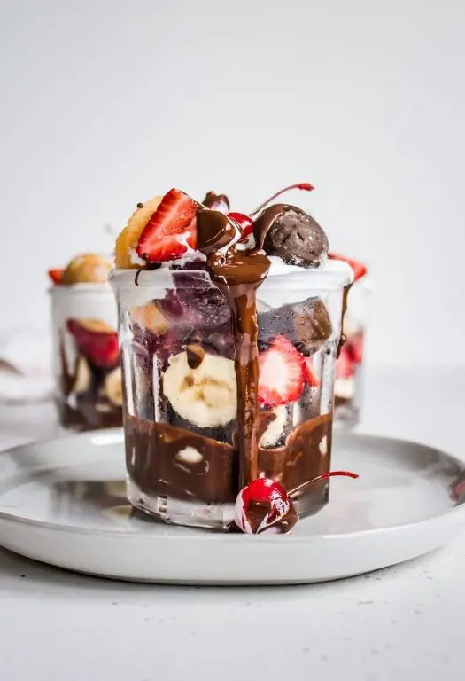 Peanut Butter Cup Banana Split